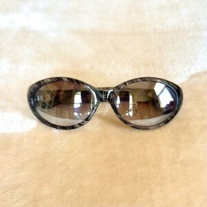 Vintage Y2K Gray Zebra Striped Sunglasses